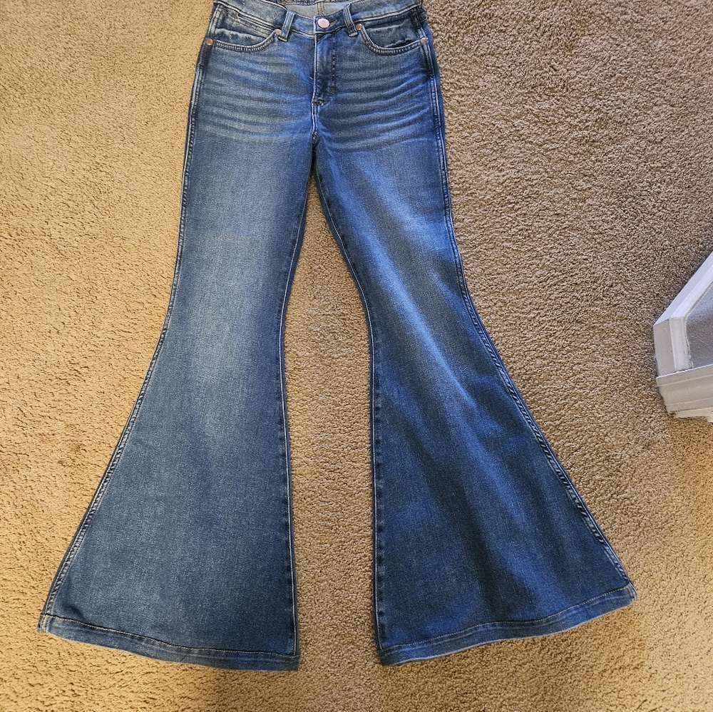 Retro wrangler flare jeans
